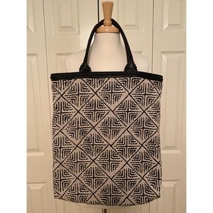 Like new. Ecote woven tote.